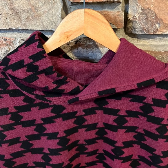 Greyson Thunderbird Koko Hoodie Hawkeye Maroon and Black Wool and Cashmere Knit - Picture 2 of 9